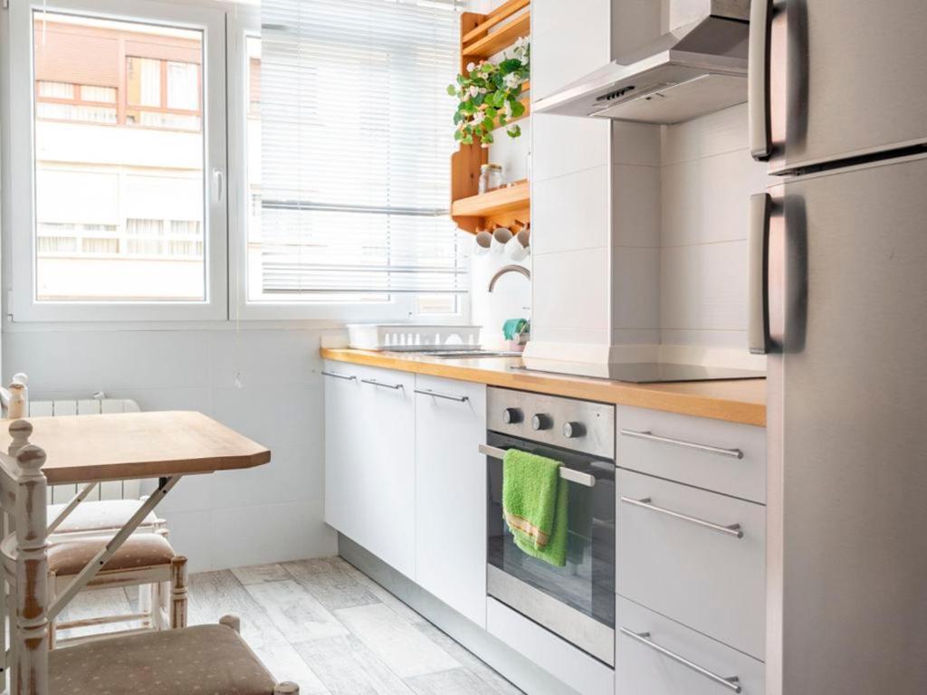 Apartamento Camilo Alonso Vega *